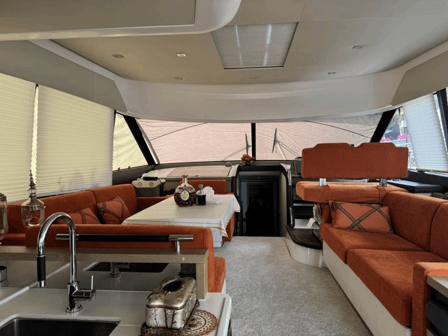 Prestige 560, 2016. Listing image